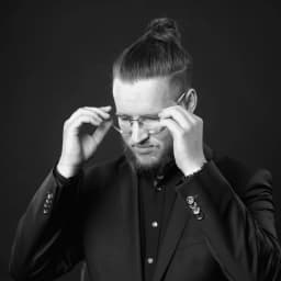 Portrait von J. Awisus